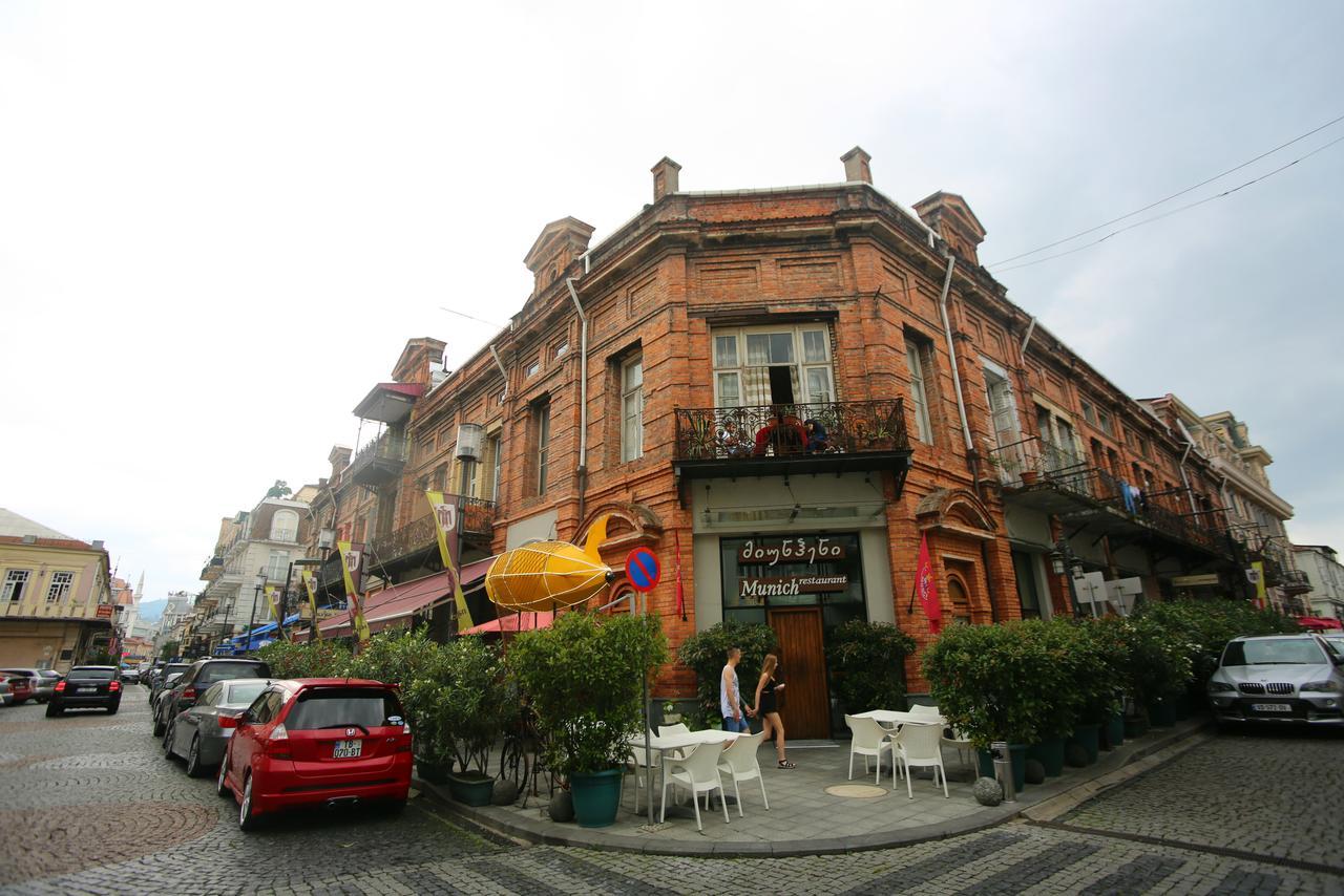 Lilus Hostel Batumi Kültér fotó